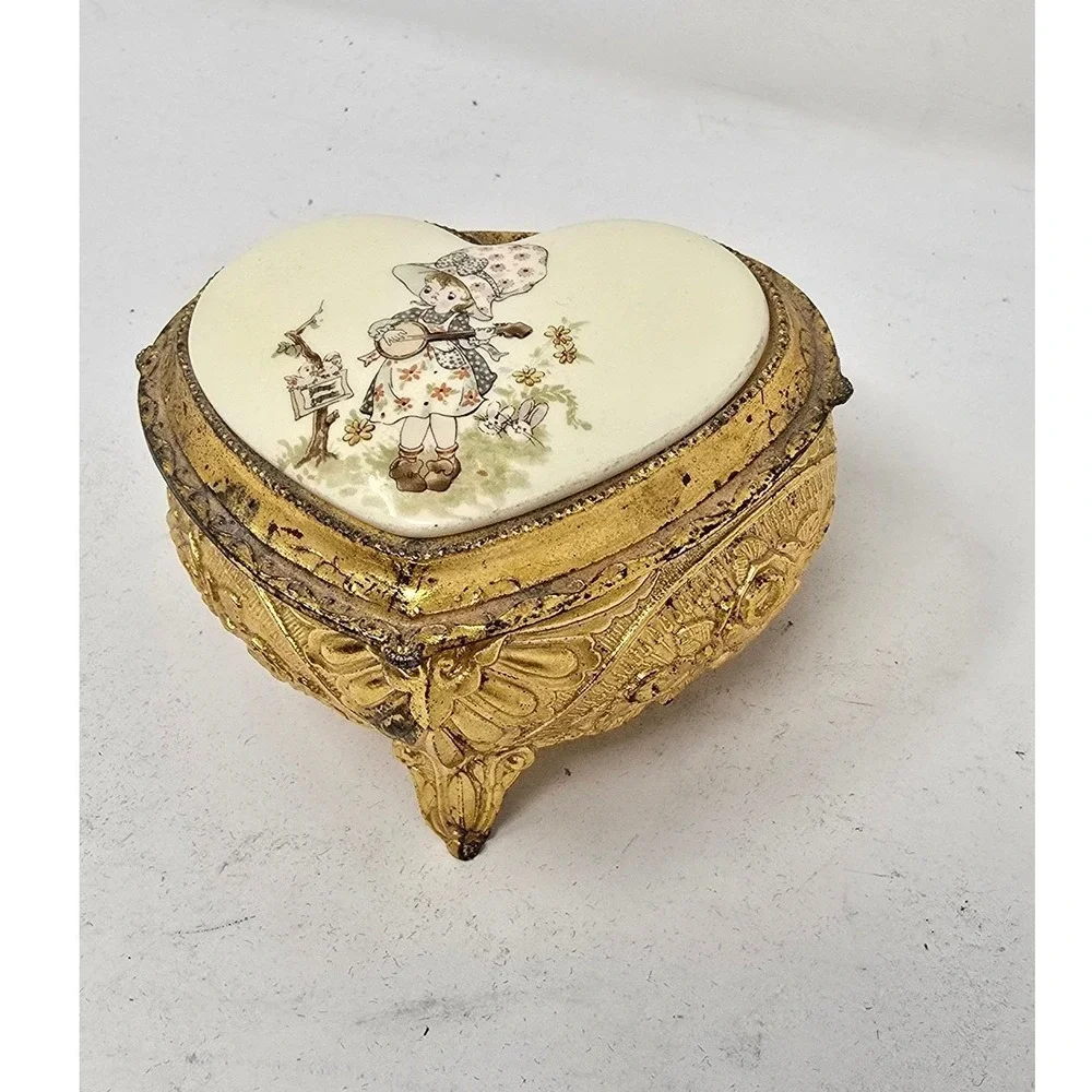 Vtg brass hinged jewelry box ceramic top velvet‎ Victorian Japan Holly Hobbie